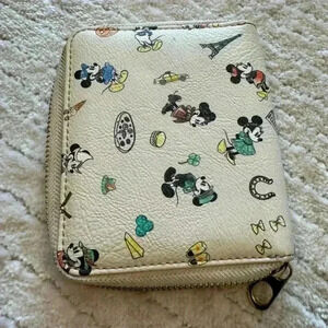 Mickey  and minni Disney zip around lunchbox wallet